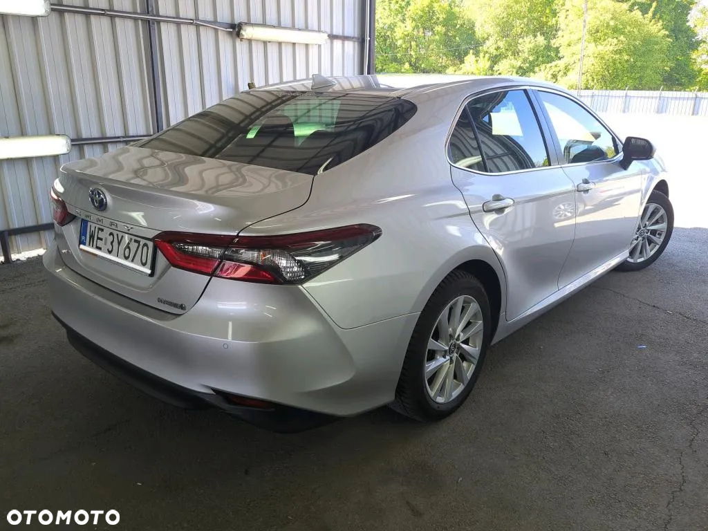 Toyota Camry 2.5 Hybrid Comfort CVT - 3