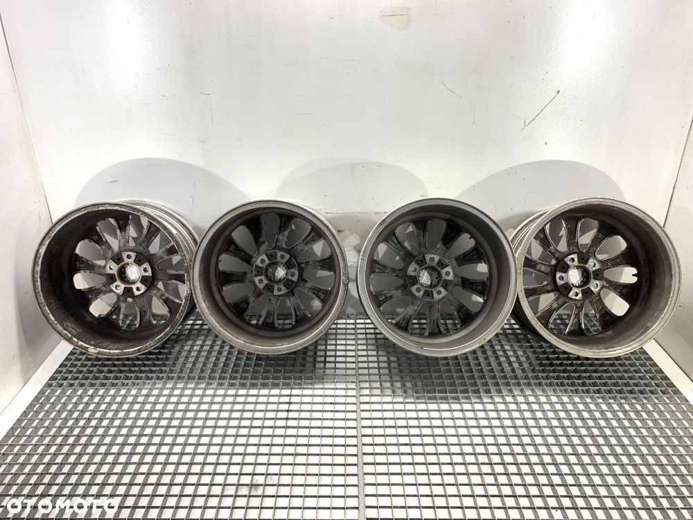 FELGI ALUMINIOWE KOMPLET 18 8J 5X120 72,1 ET 30  BMW 5 Touring (F11) 2009 - 2017 525 d 155 kW [211 - 10