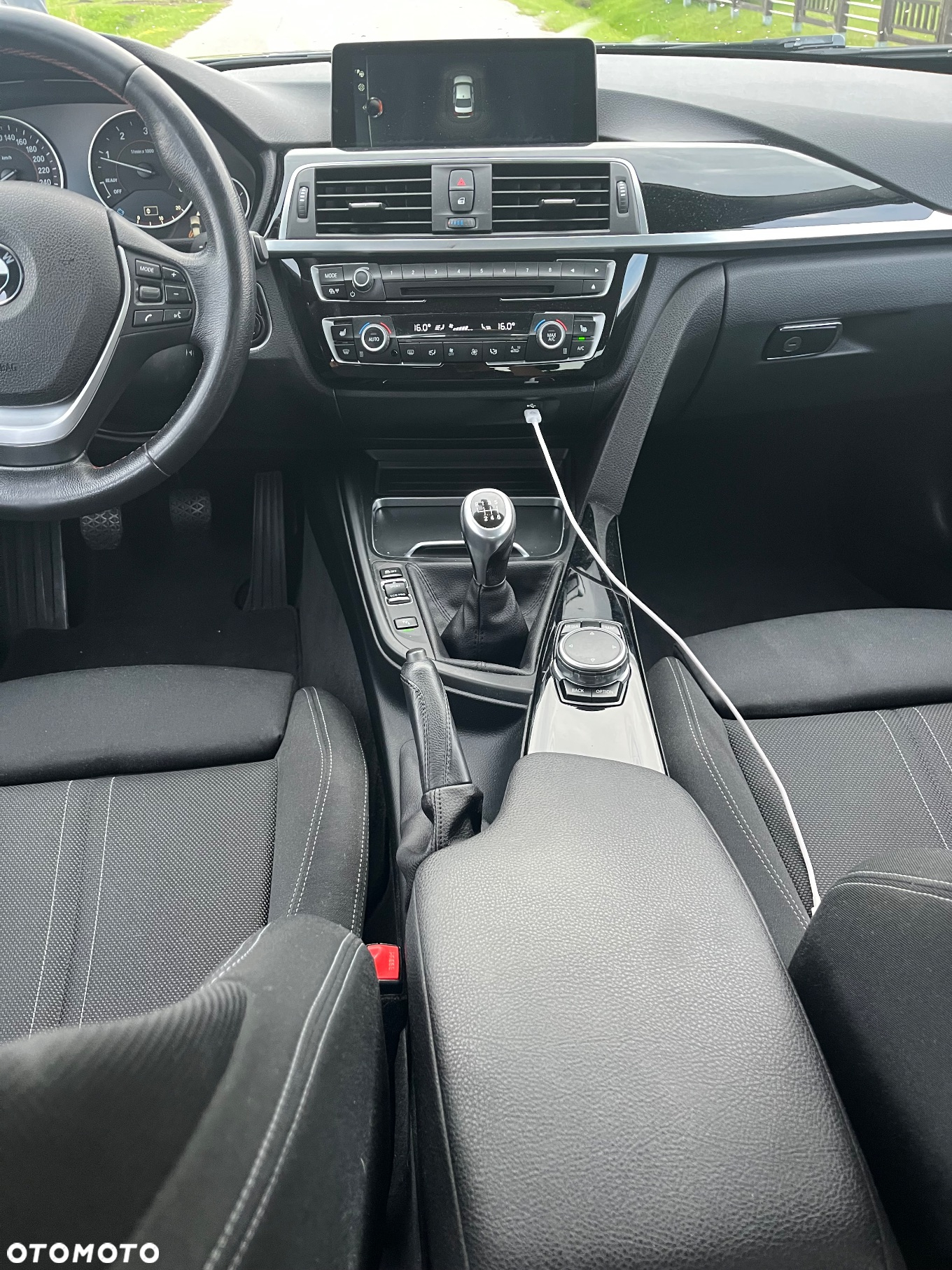 BMW Seria 3 320d Sport Line - 11