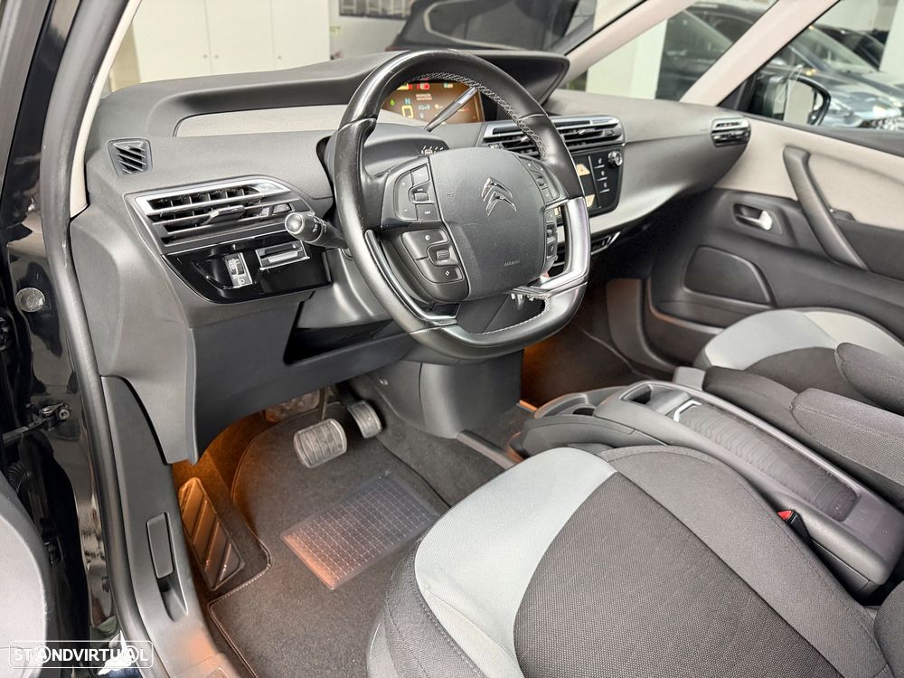 Citroën C4 Grand Picasso 1.6 e-HDi Intensive ETG6 J17 - 16