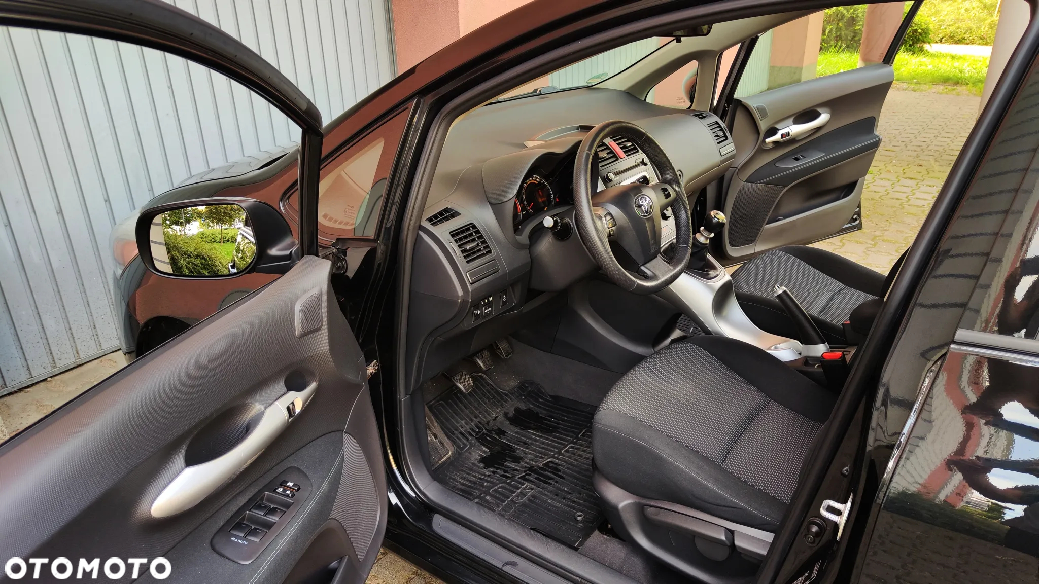 Toyota Auris - 8