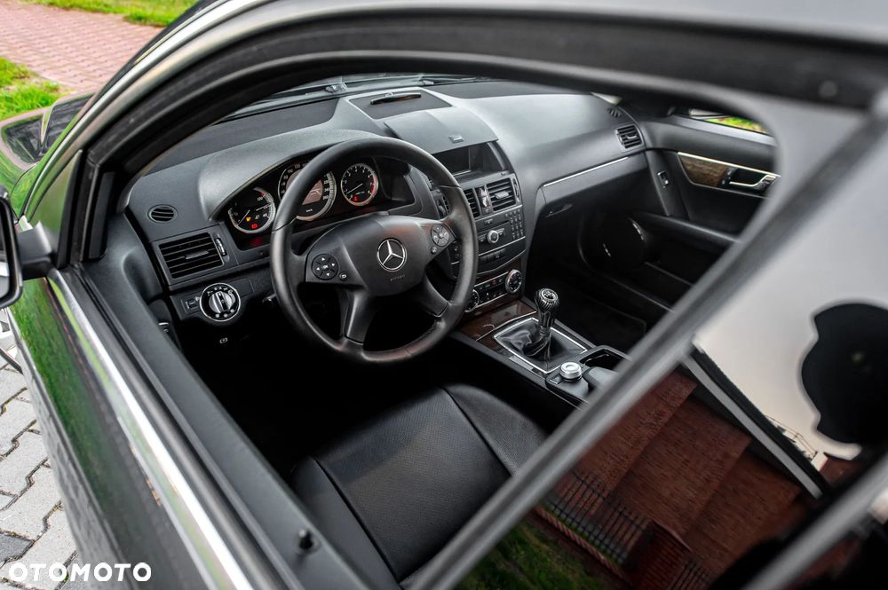 Mercedes-Benz Klasa C 2009