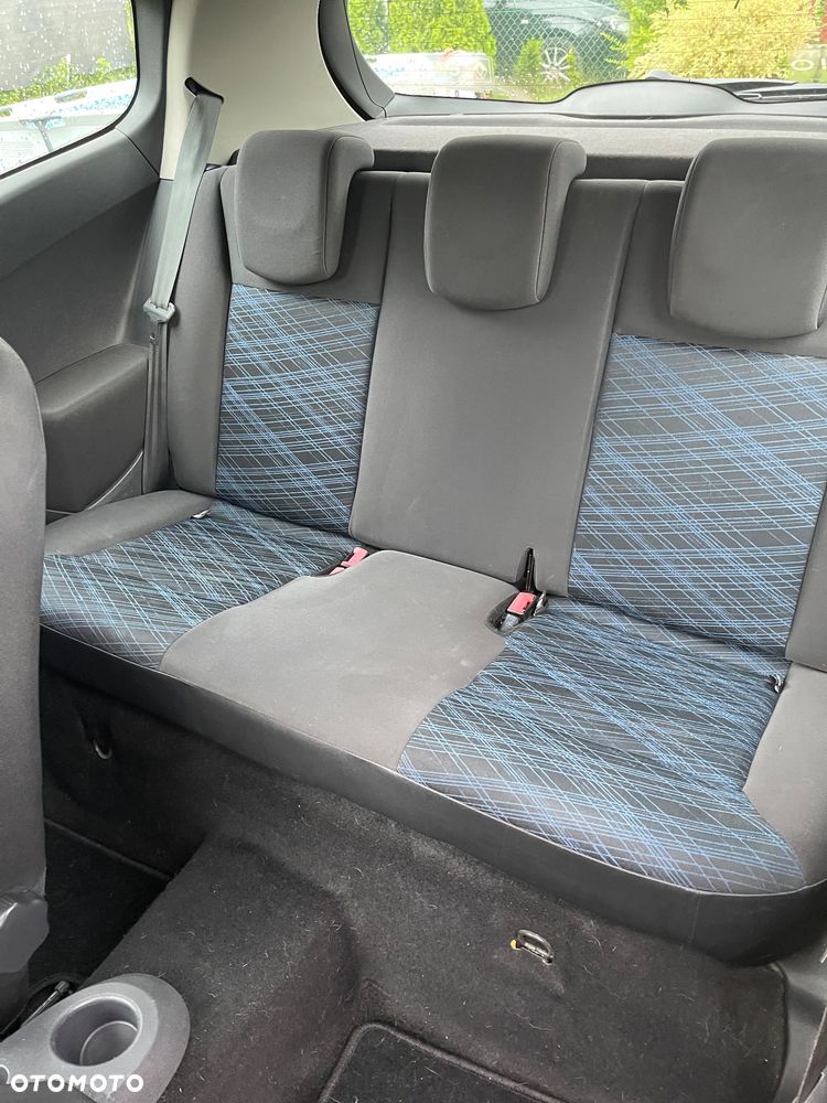 Renault Clio - 24
