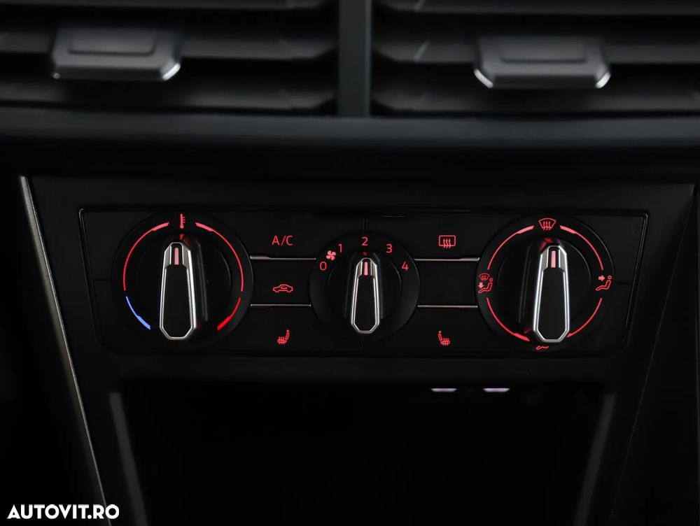Volkswagen Polo 1.0 TSI DSG Comfortline - 24