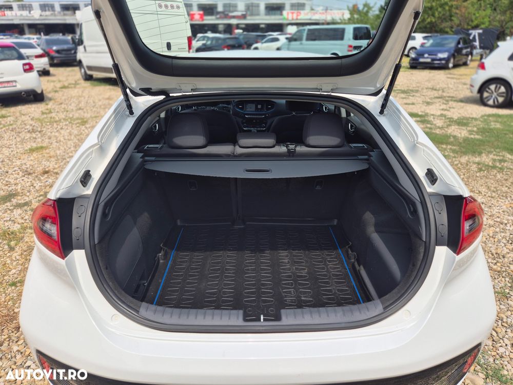 Hyundai IONIQ Hybrid 141CP Highway - 16