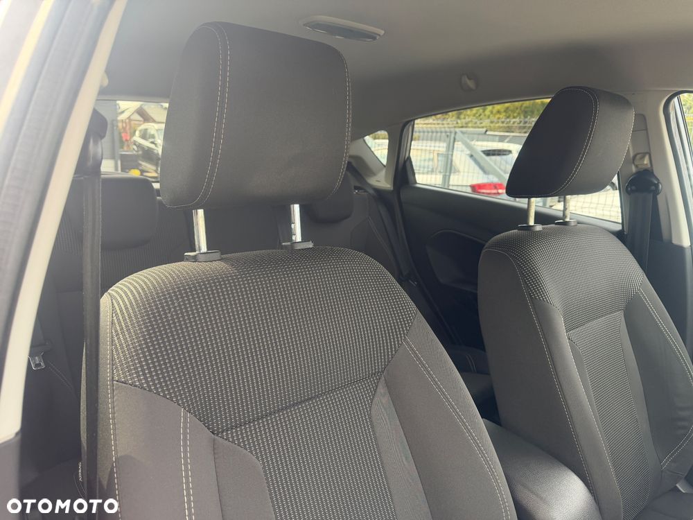 Ford Fiesta 1.0 EcoBoost S&S TITANIUM - 20