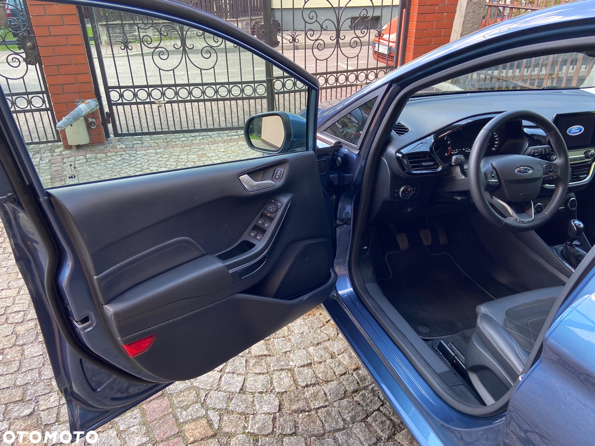 Ford Fiesta 1.0 EcoBoost S&S TITANIUM X - 9