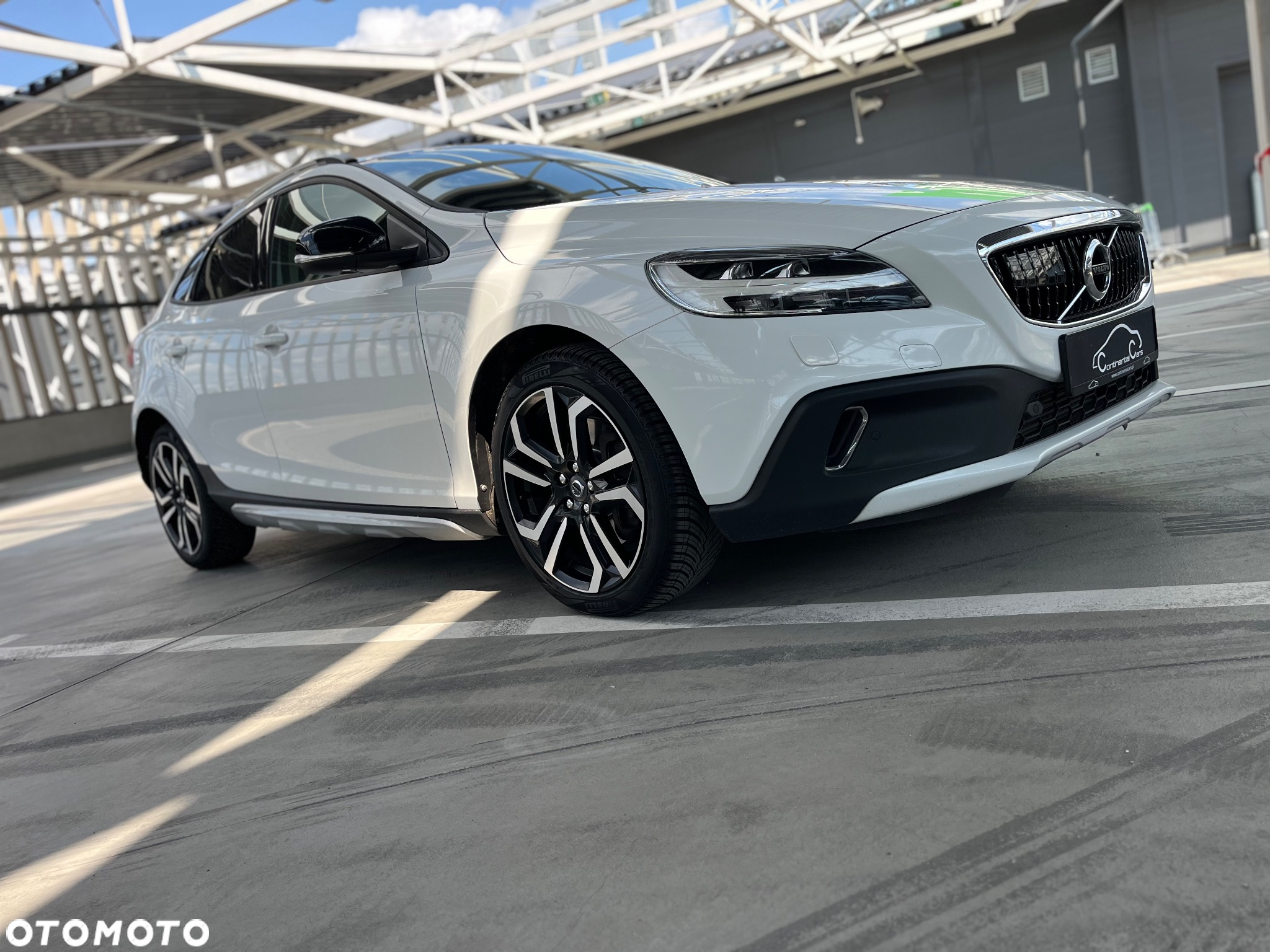 Volvo V40 Cross Country D4 Geartronic Momentum - 5