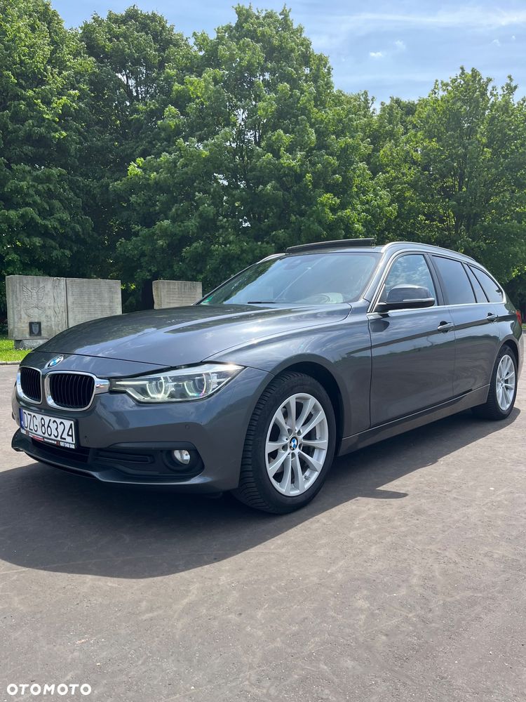 BMW Seria 3 320d xDrive - 2