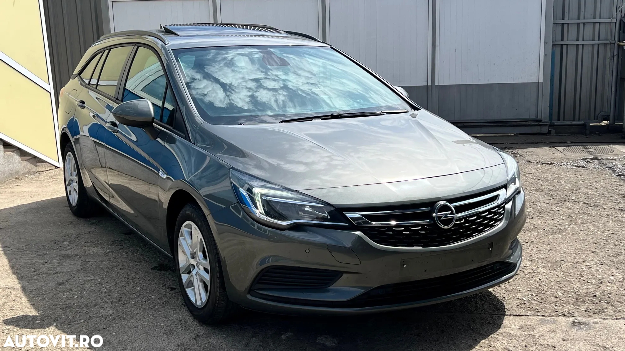 Opel Astra 1.6 CDTI DPF ecoFLEX Sports TourerStart/Stop Edition - 4