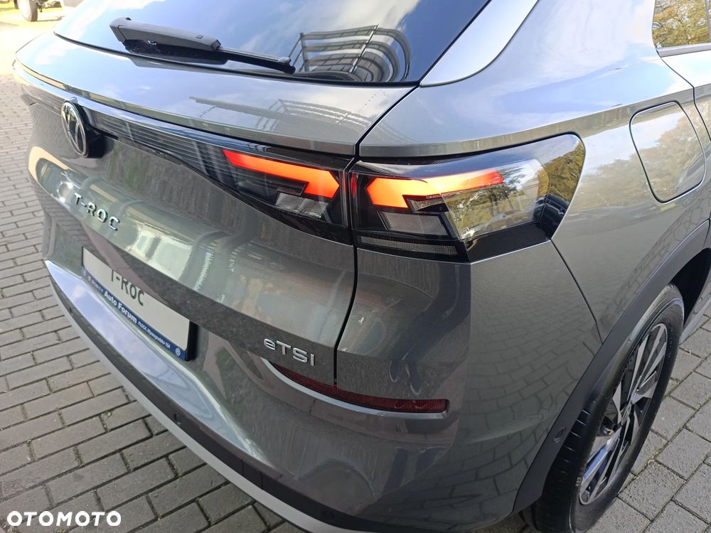 Volkswagen T-Roc 1.5 eTSI Life DSG - 17