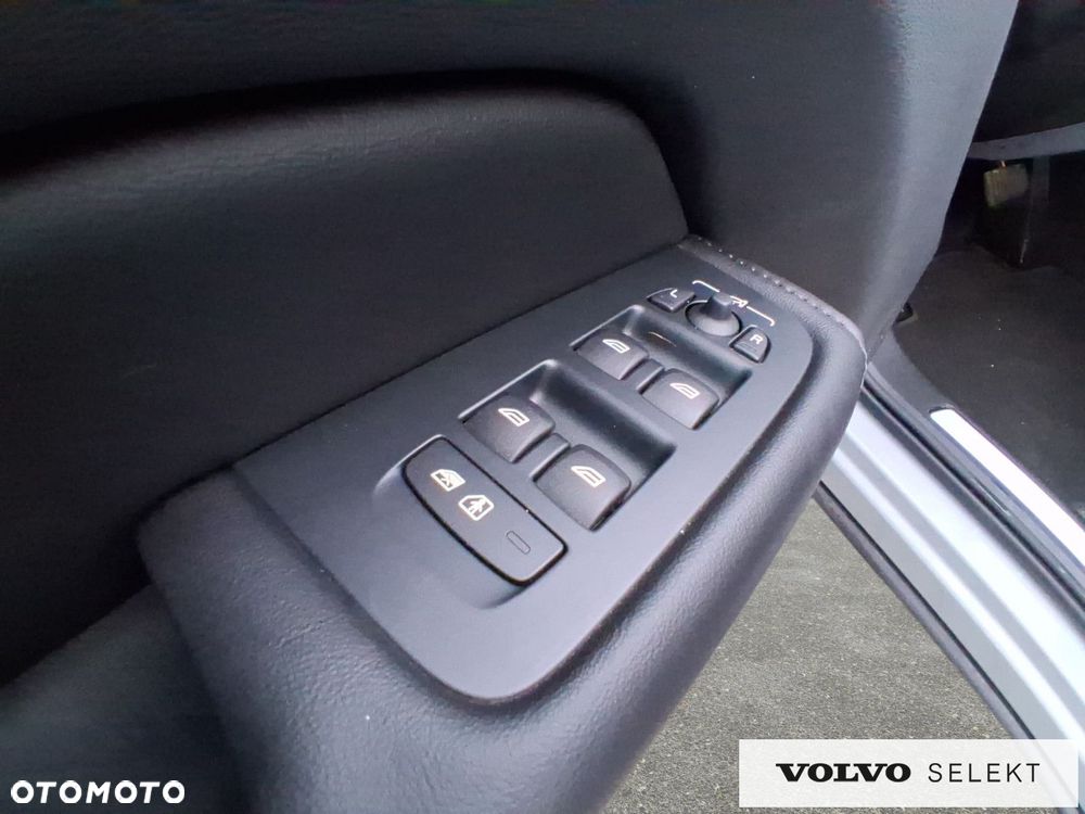 Volvo XC 60 - 20