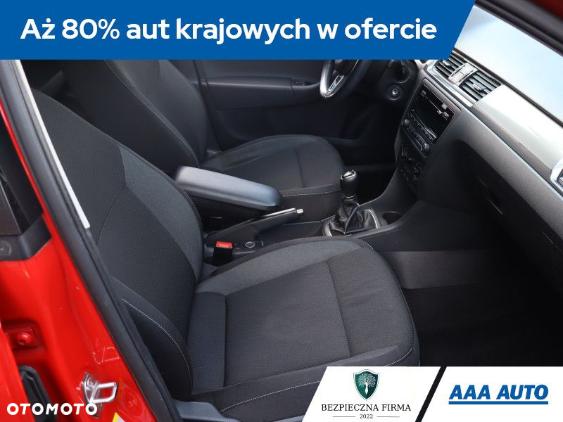 Skoda RAPID - 10