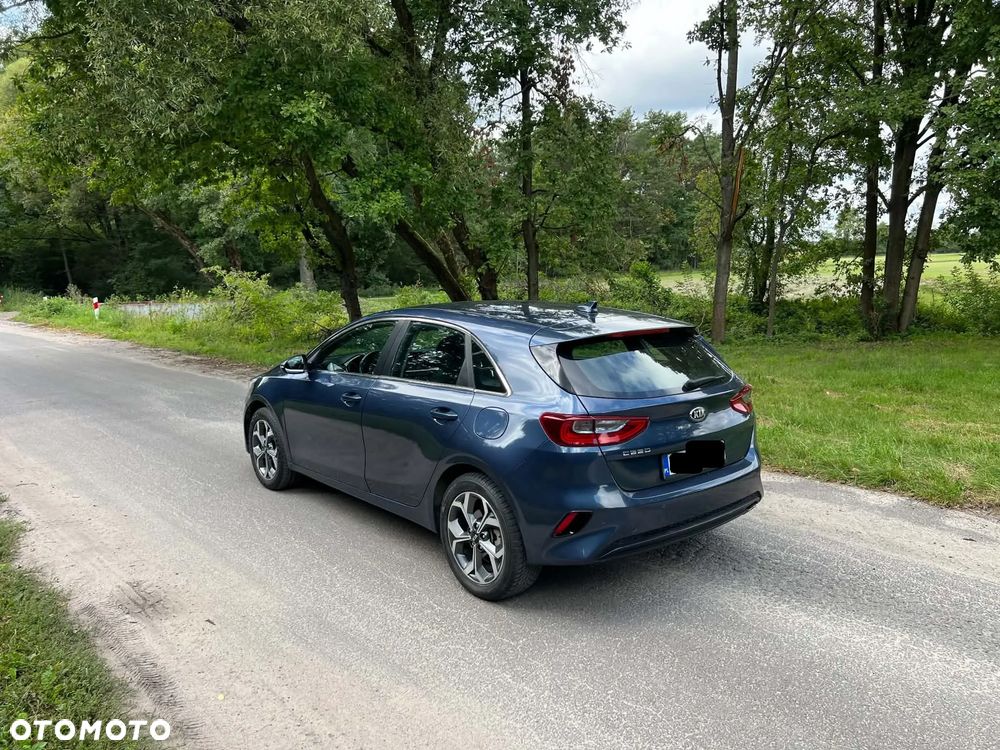 Kia Ceed 1.6 CRDi SCR L - 4