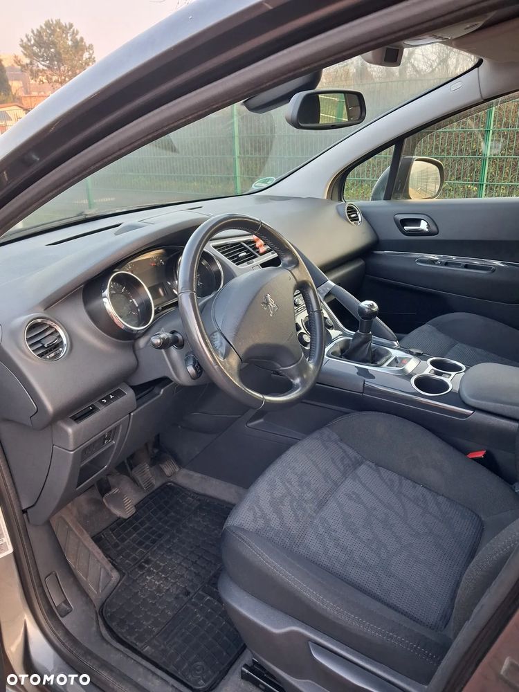 Peugeot 3008 1.6 Premium - 5