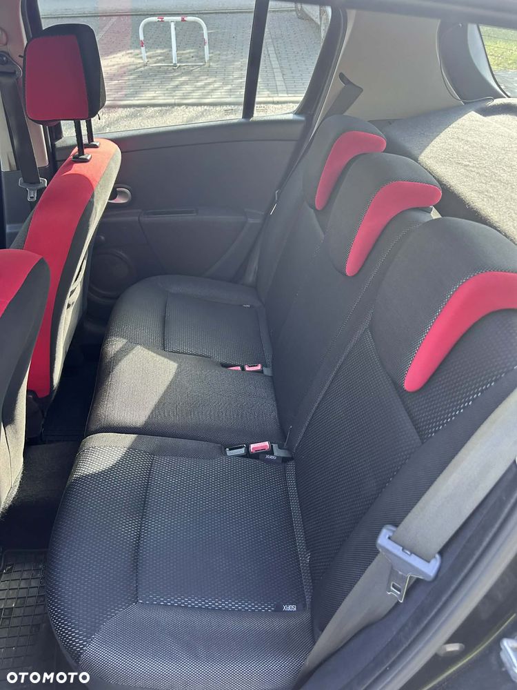 Renault Clio 1.2 16V Rip Curl - 8