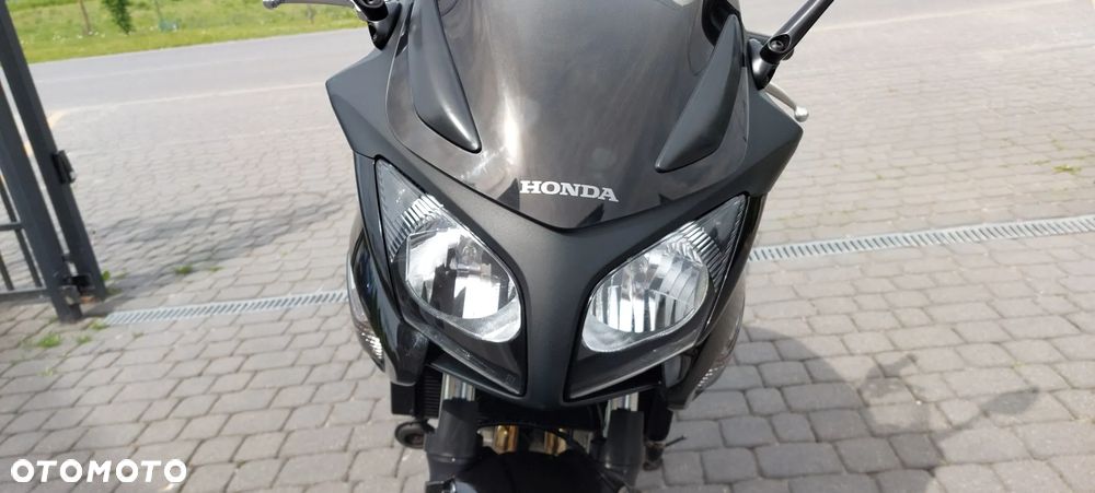 Honda CBF - 29
