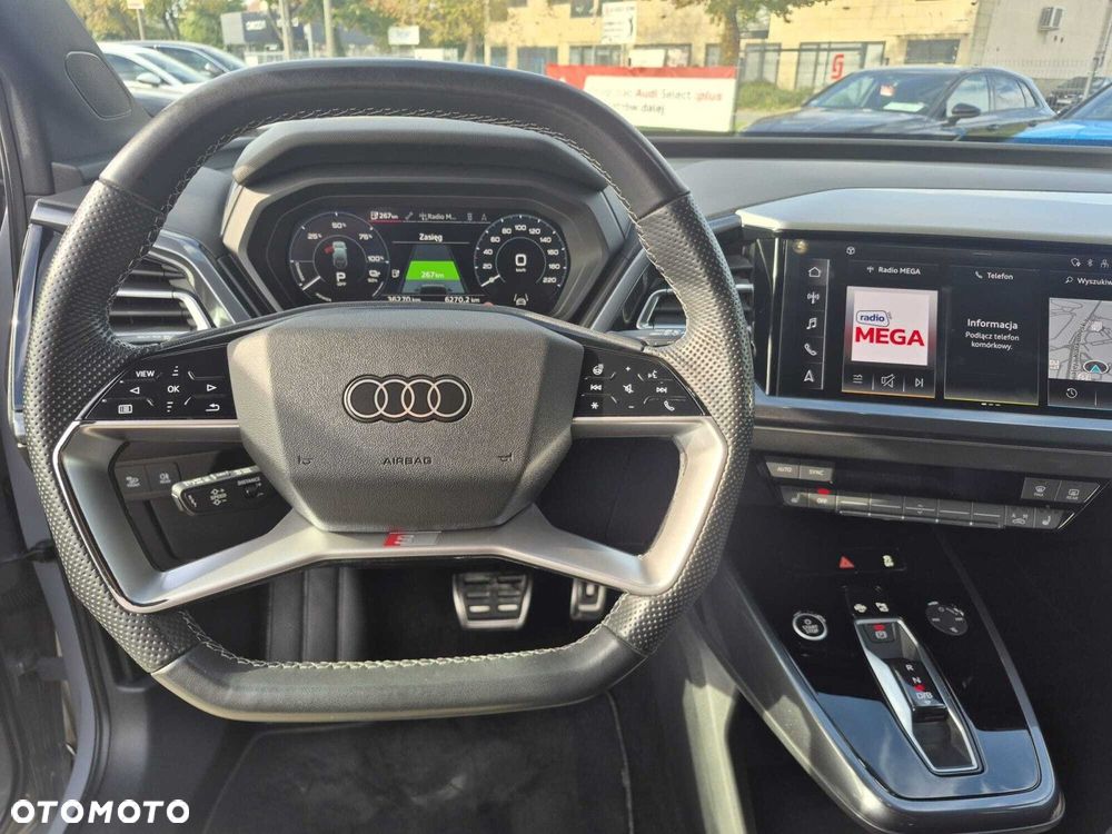 Audi Q4 e-tron - 19