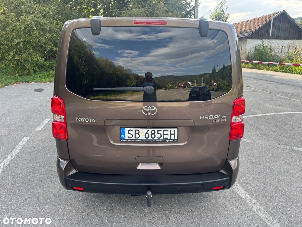Toyota ProAce Kombi 2.0 D-4D Long 2,8t - 6