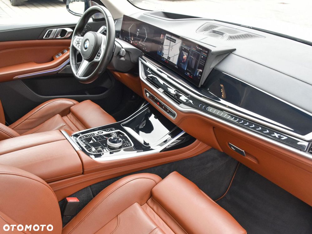 BMW X7 - 34