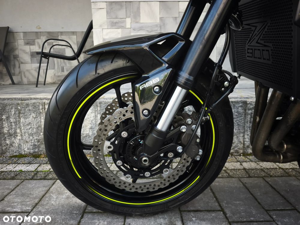 Kawasaki Z 900 - 25