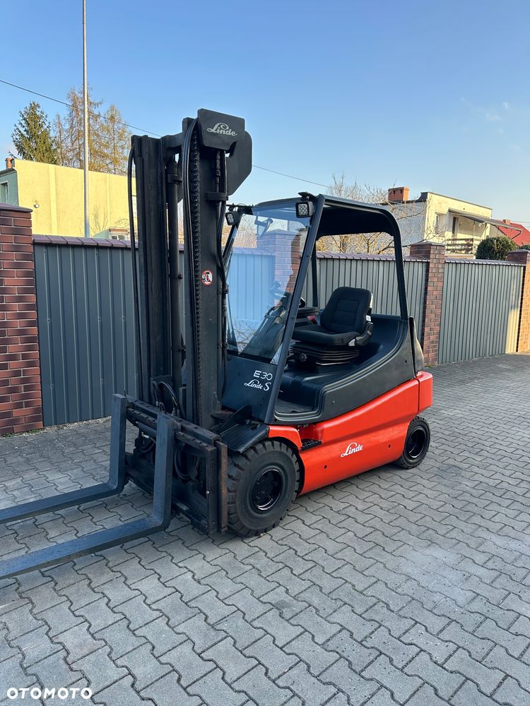 Linde E30 - 2