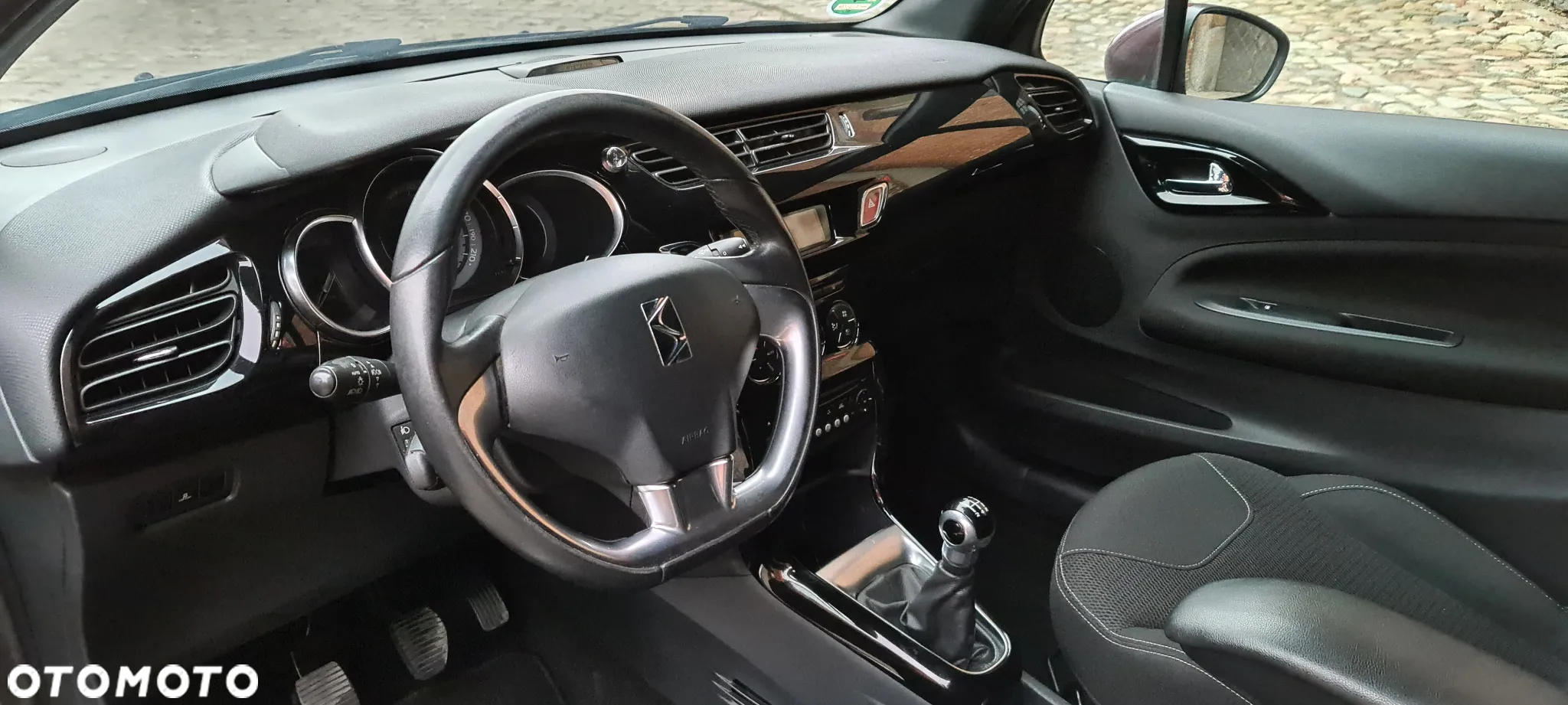 Citroën DS3 VTi 120 SoChic - 21