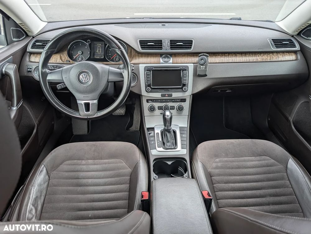 Volkswagen Passat 2.0 TDI BlueMotion Tehnology DSG Highline - 16
