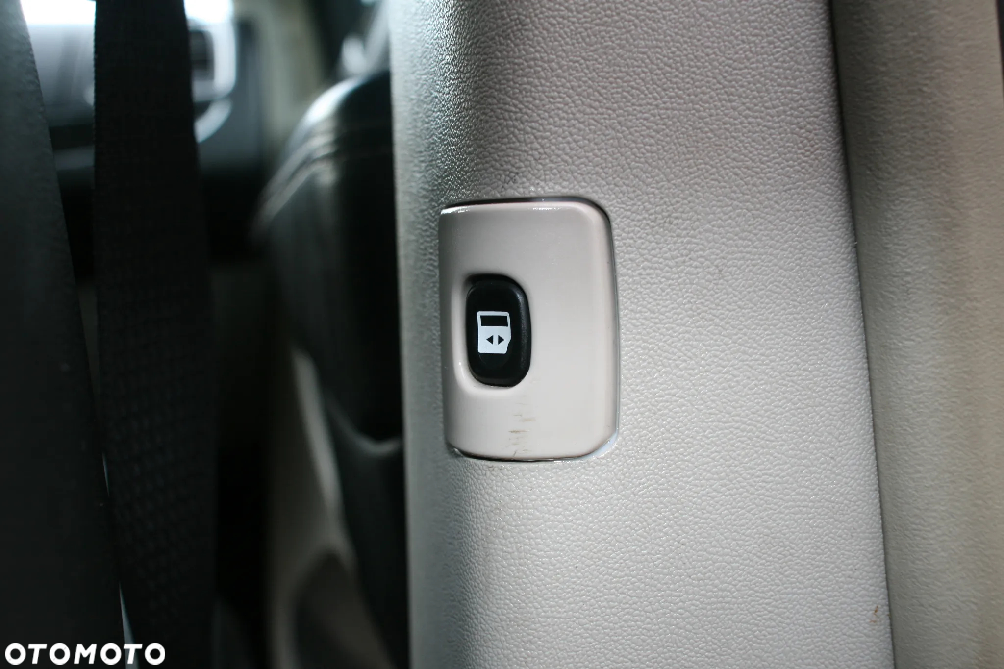 Chrysler Town & Country 3.6 Touring - 24
