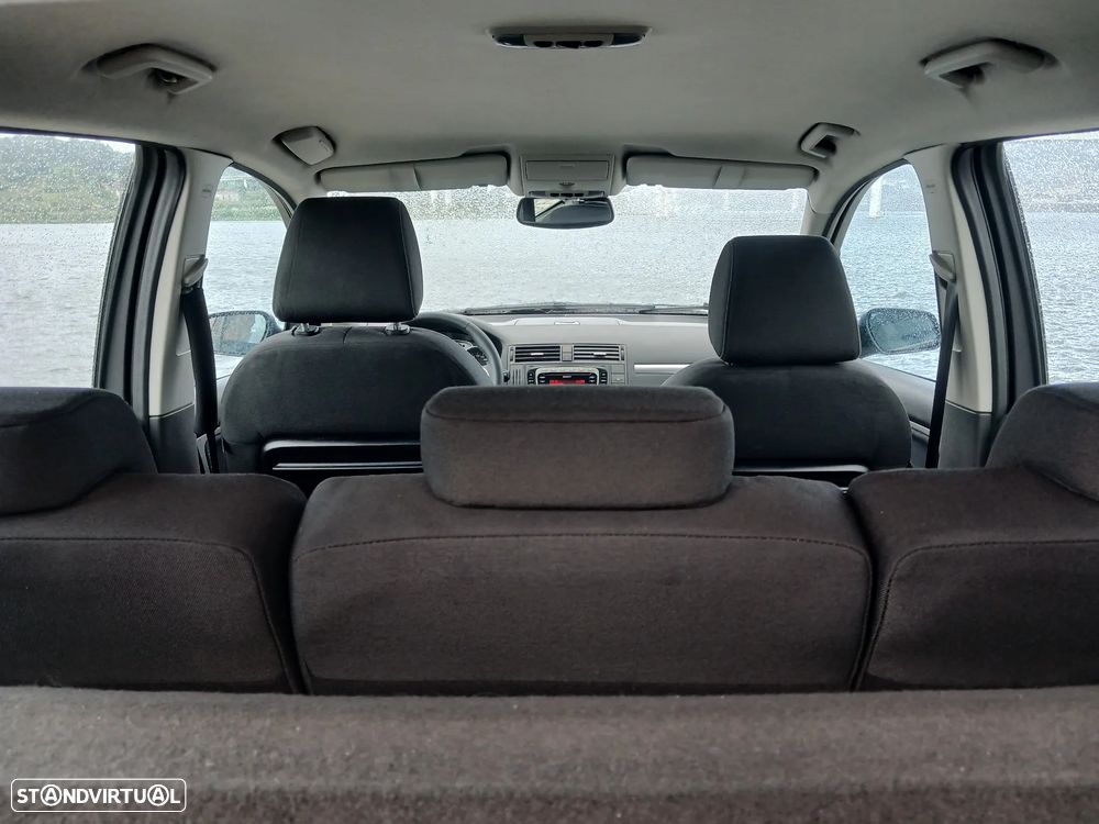 Ford C-Max 1.6 TDCi Trend - 29