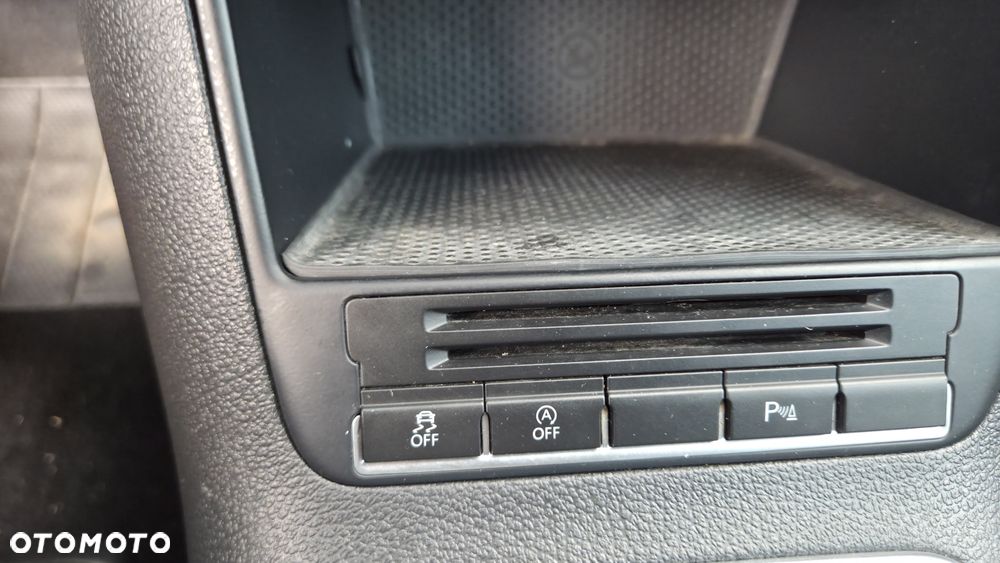 Volkswagen Golf Plus 1.6 TDI DPF Life - 16