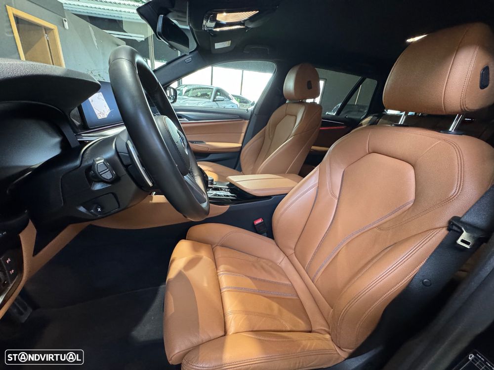 BMW 530 e Pack Desportivo M - 20