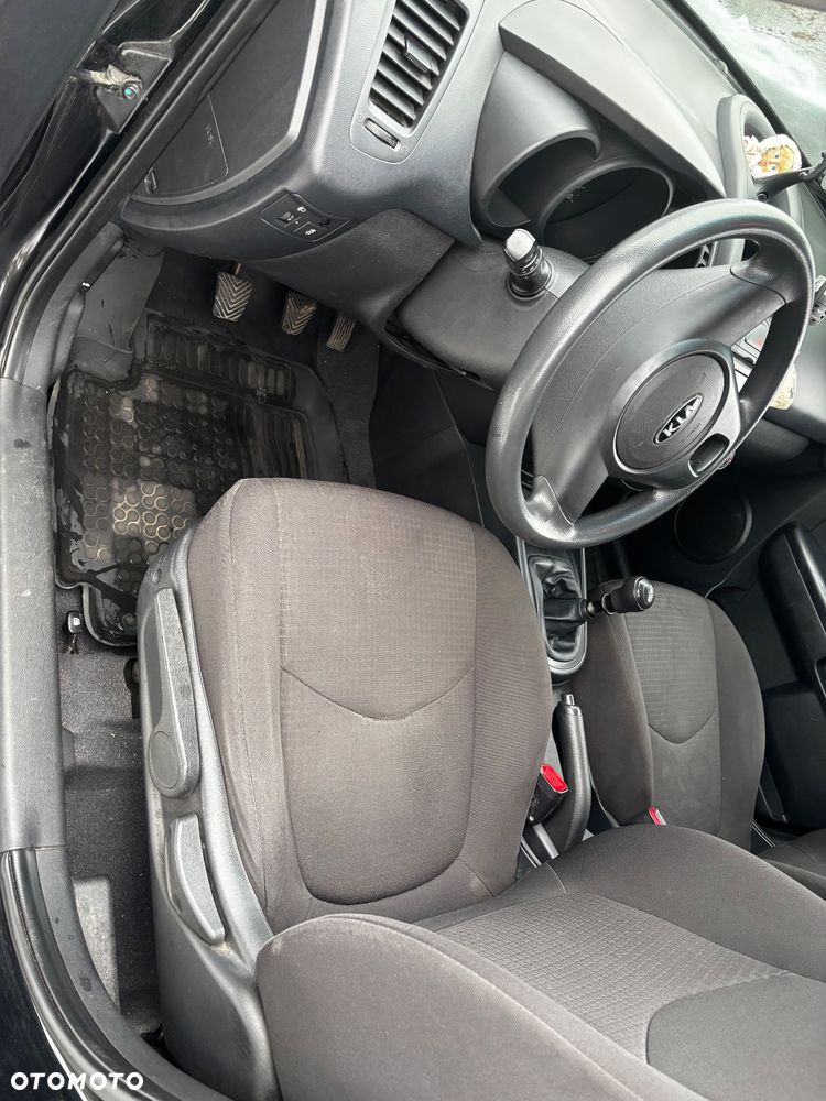 Kia Soul 1.6 CRDi M - 8