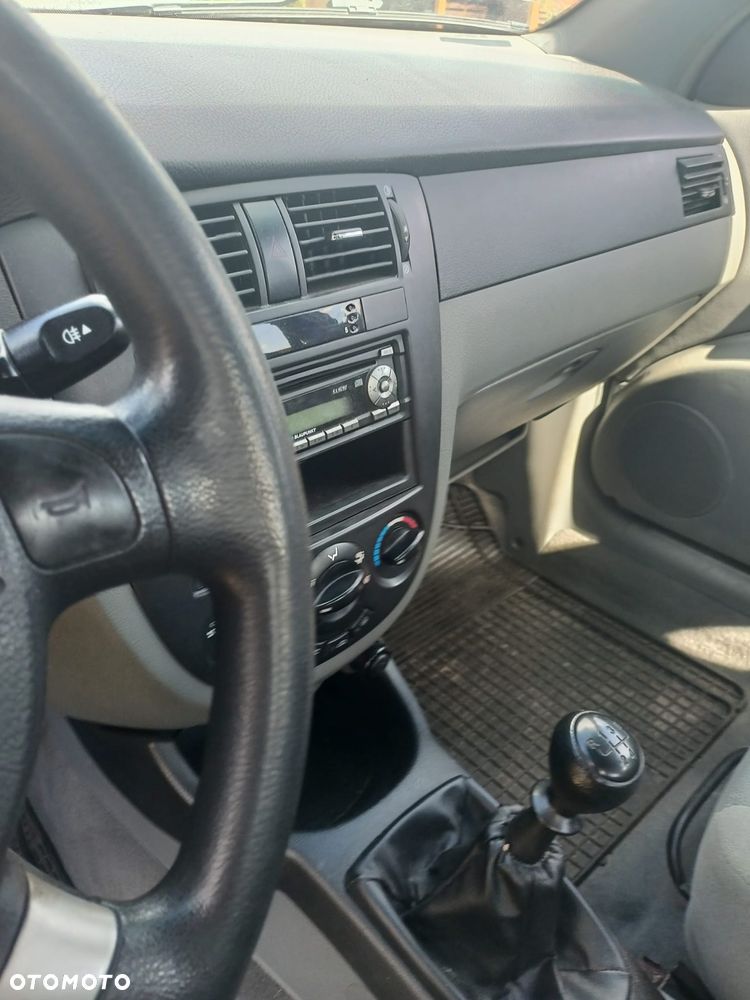 Chevrolet Lacetti - 5