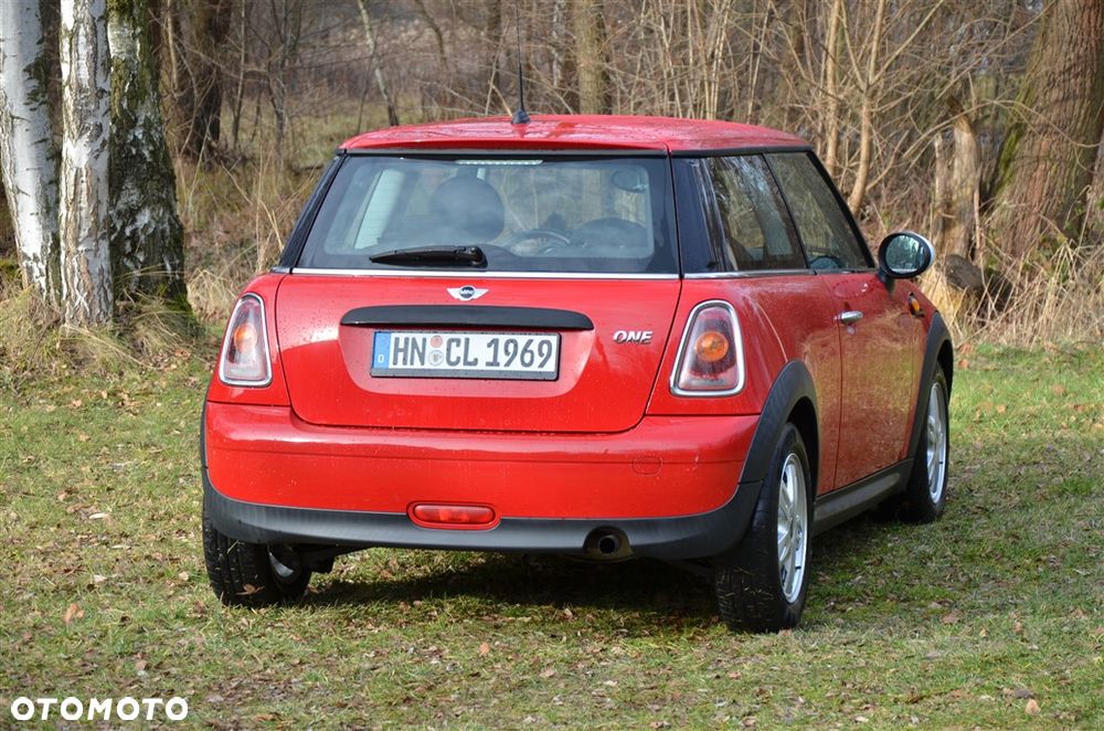 MINI ONE Standard - 14