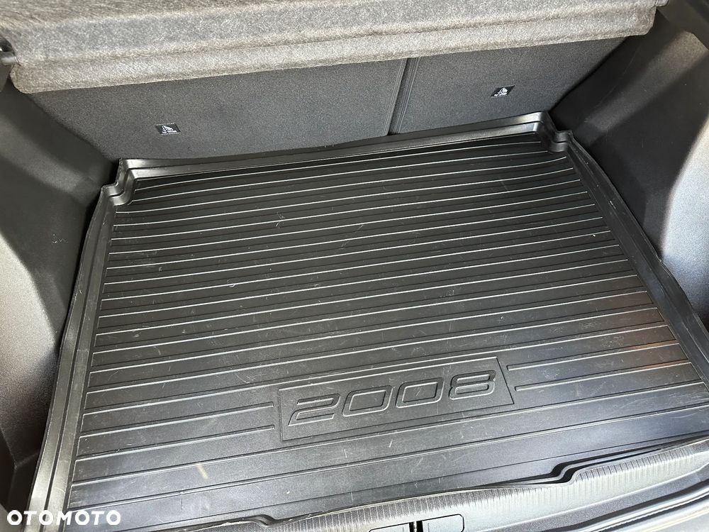 Peugeot 2008 - 29