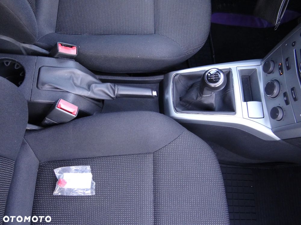 Opel Astra 1.4 - 30