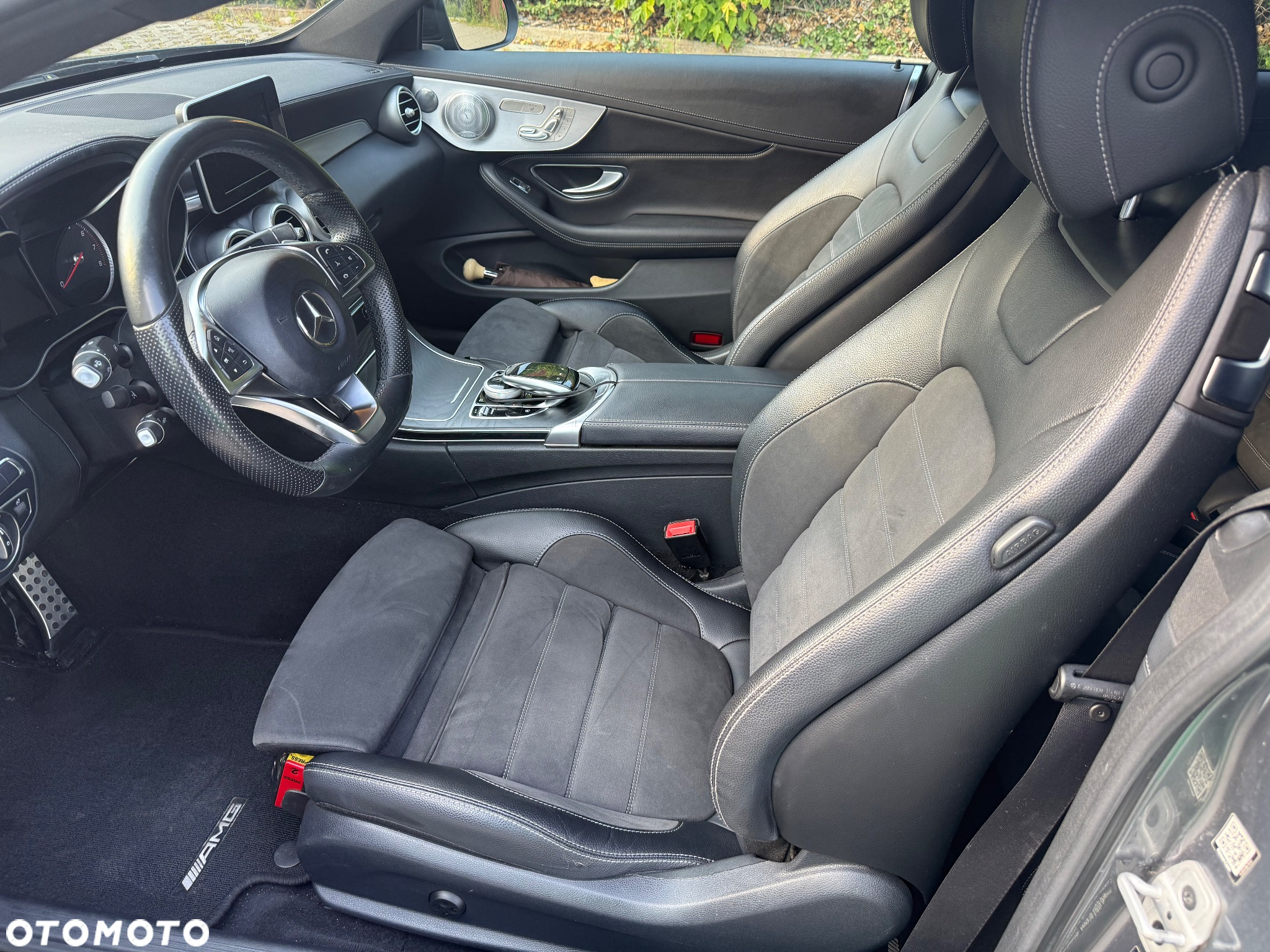 Mercedes-Benz Klasa C 200 4-Matic 9G-TRONIC - 2