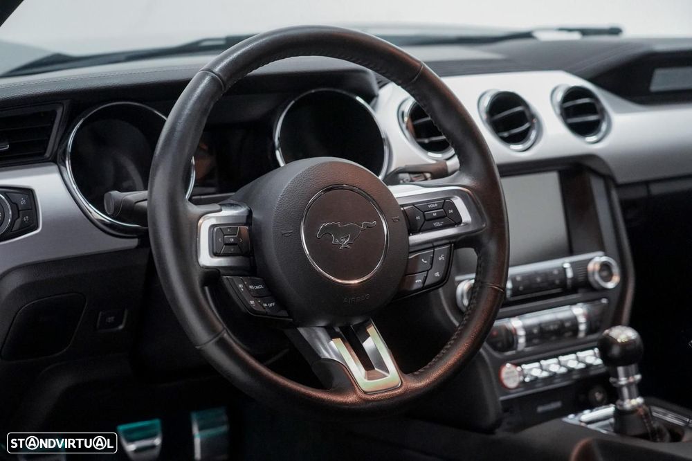 Ford Mustang 2.3i EcoBoost - 8