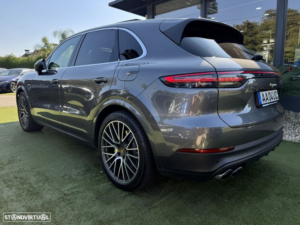 Porsche Cayenne E-Hybrid - 16