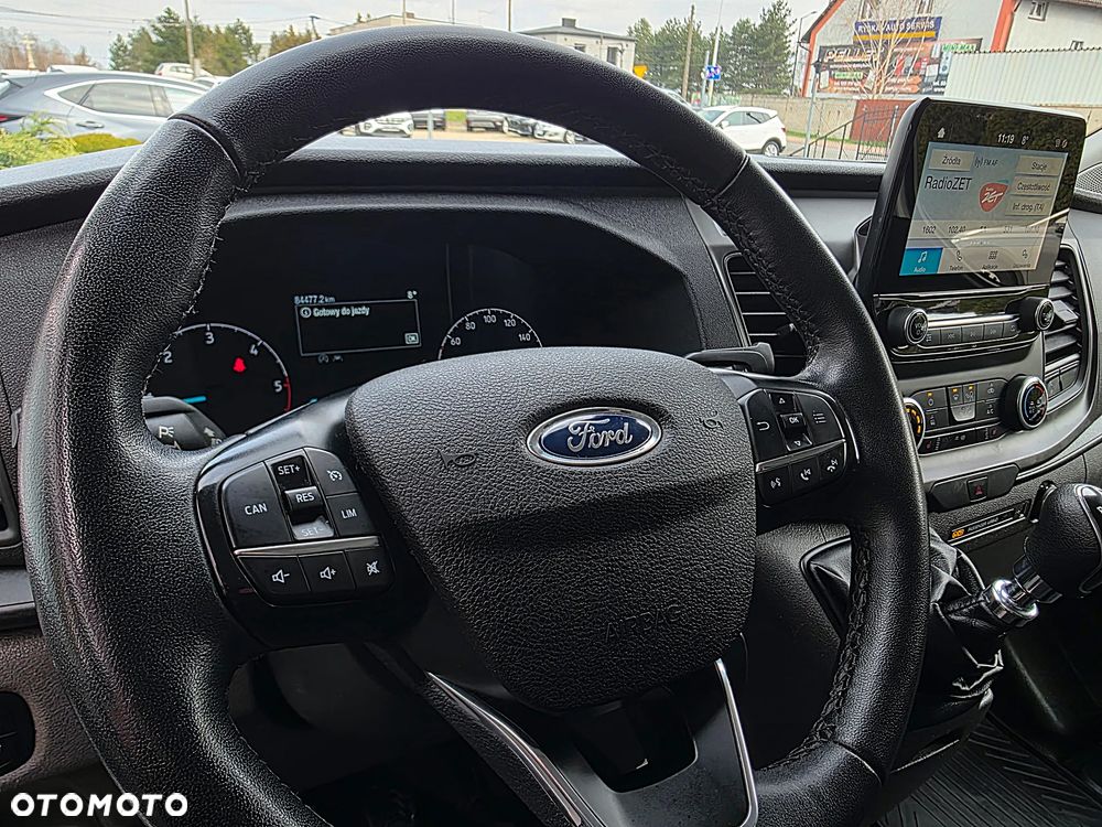 Ford TRANSIT CUSTOM - 13