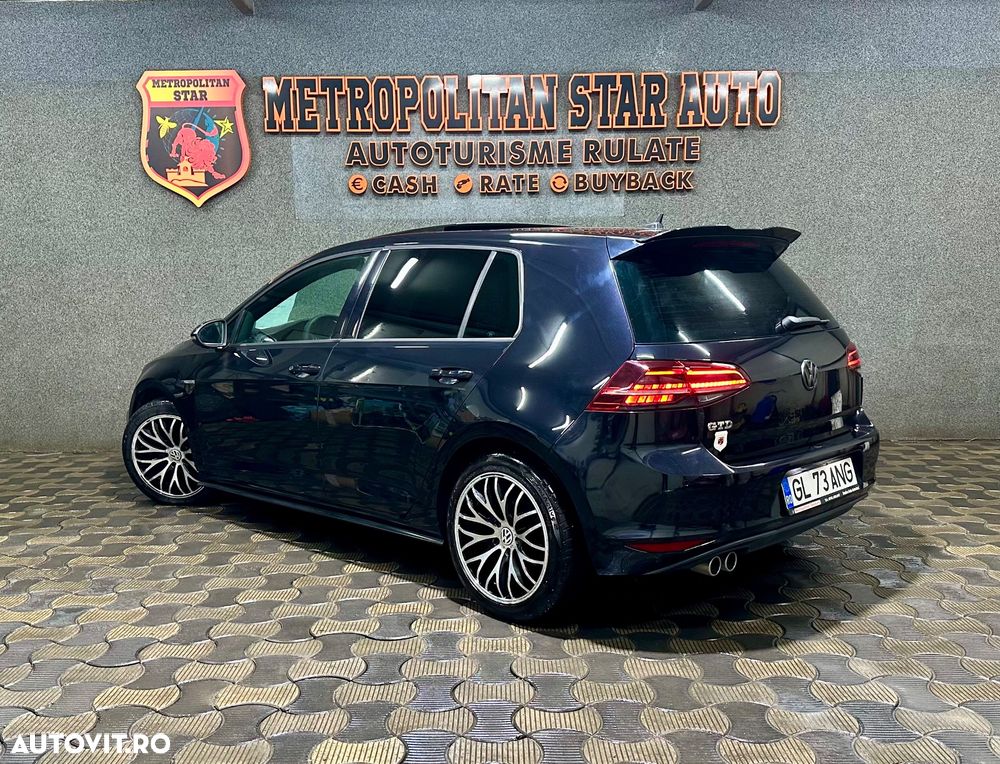 Volkswagen Golf 2.0 TDI DPF BMT DSG GTD - 3