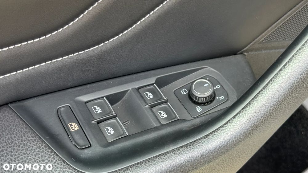 Volkswagen Passat Alltrack - 17