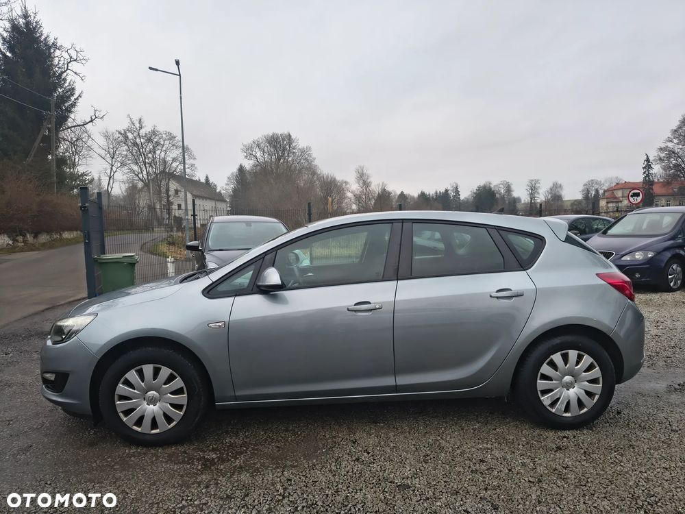 Opel Astra 1.6 D (CDTI) Edition - 9