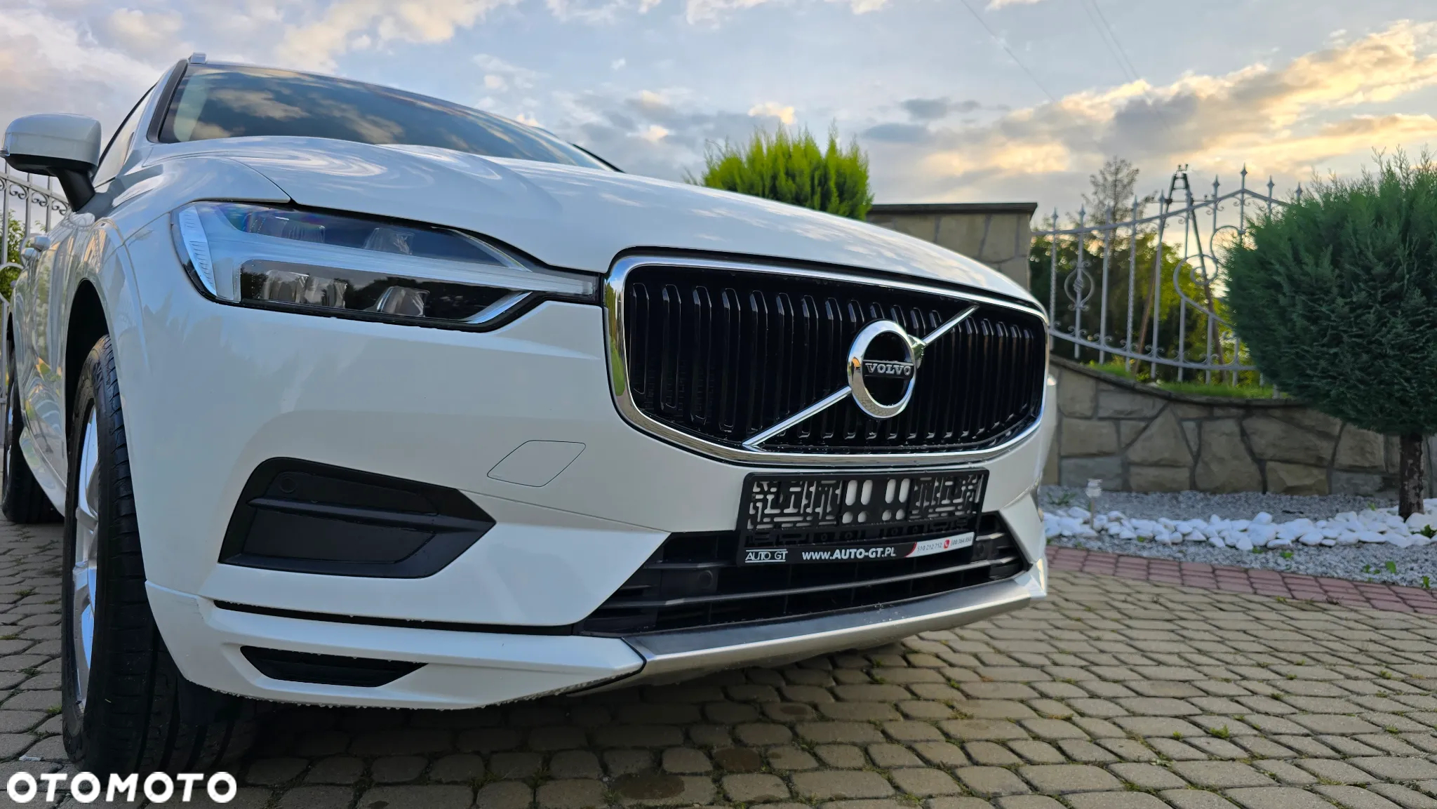 Volvo XC 60 T5 AWD Momentum - 33