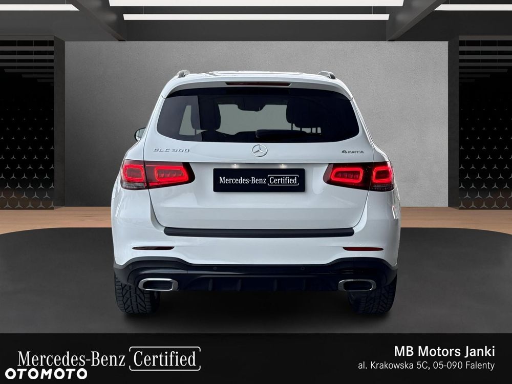 Mercedes-Benz GLC - 4