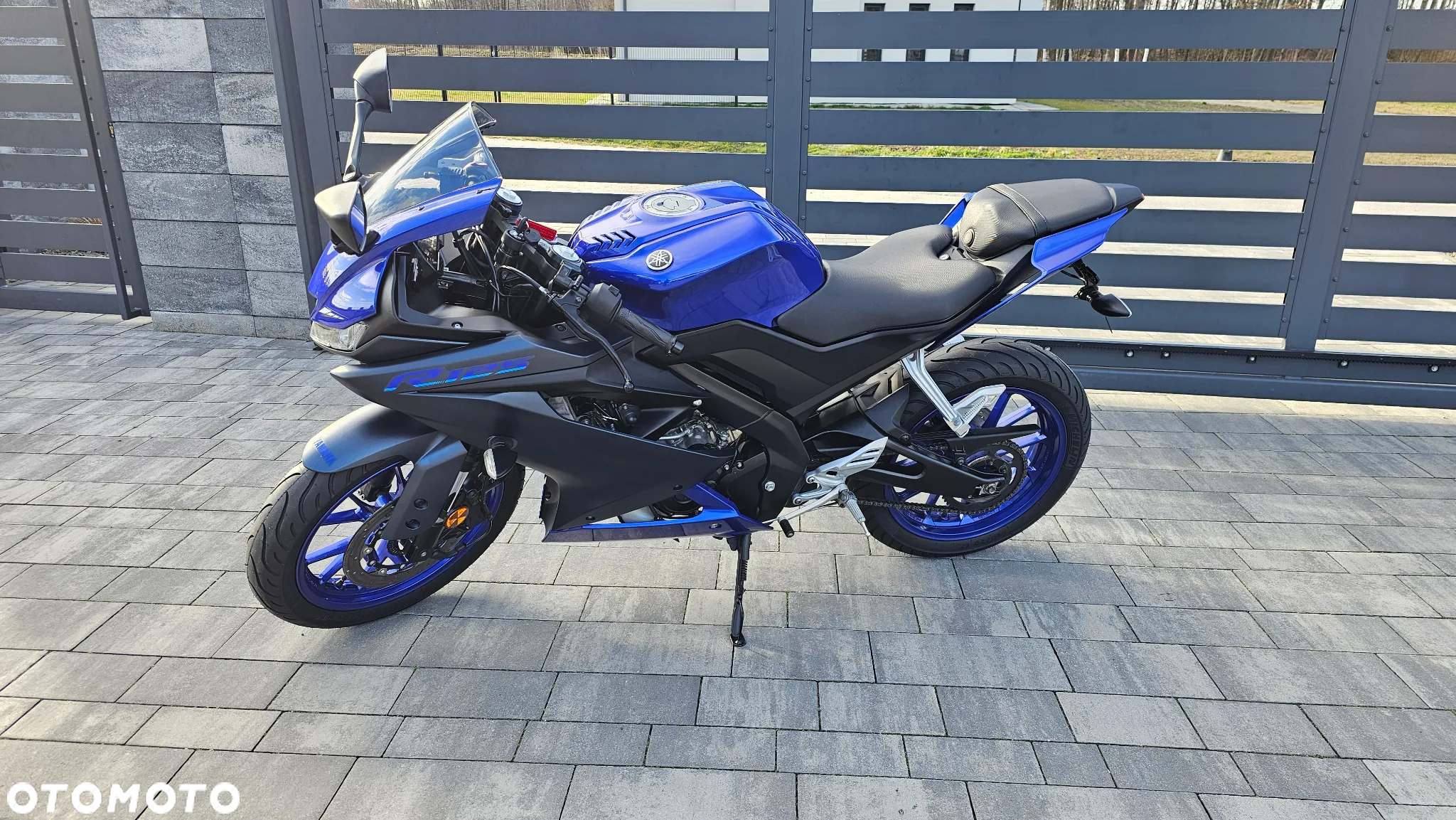 Yamaha YZF - 2