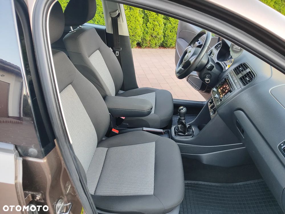 Volkswagen Polo 1.6 TDI Black/Silver Edition - 26