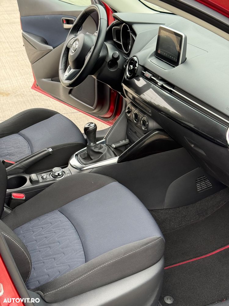 Mazda 2 - 24