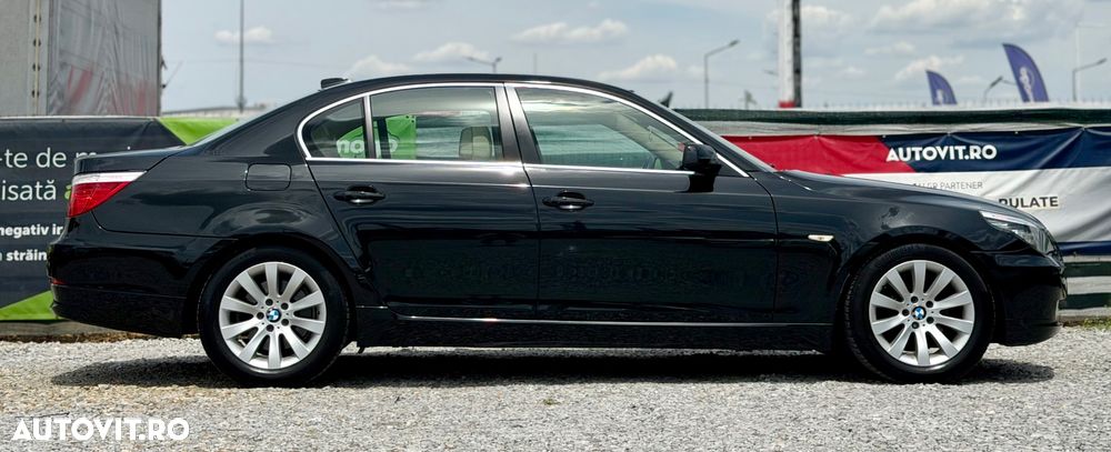 BMW Seria 5 520i Sport-Aut. - 18